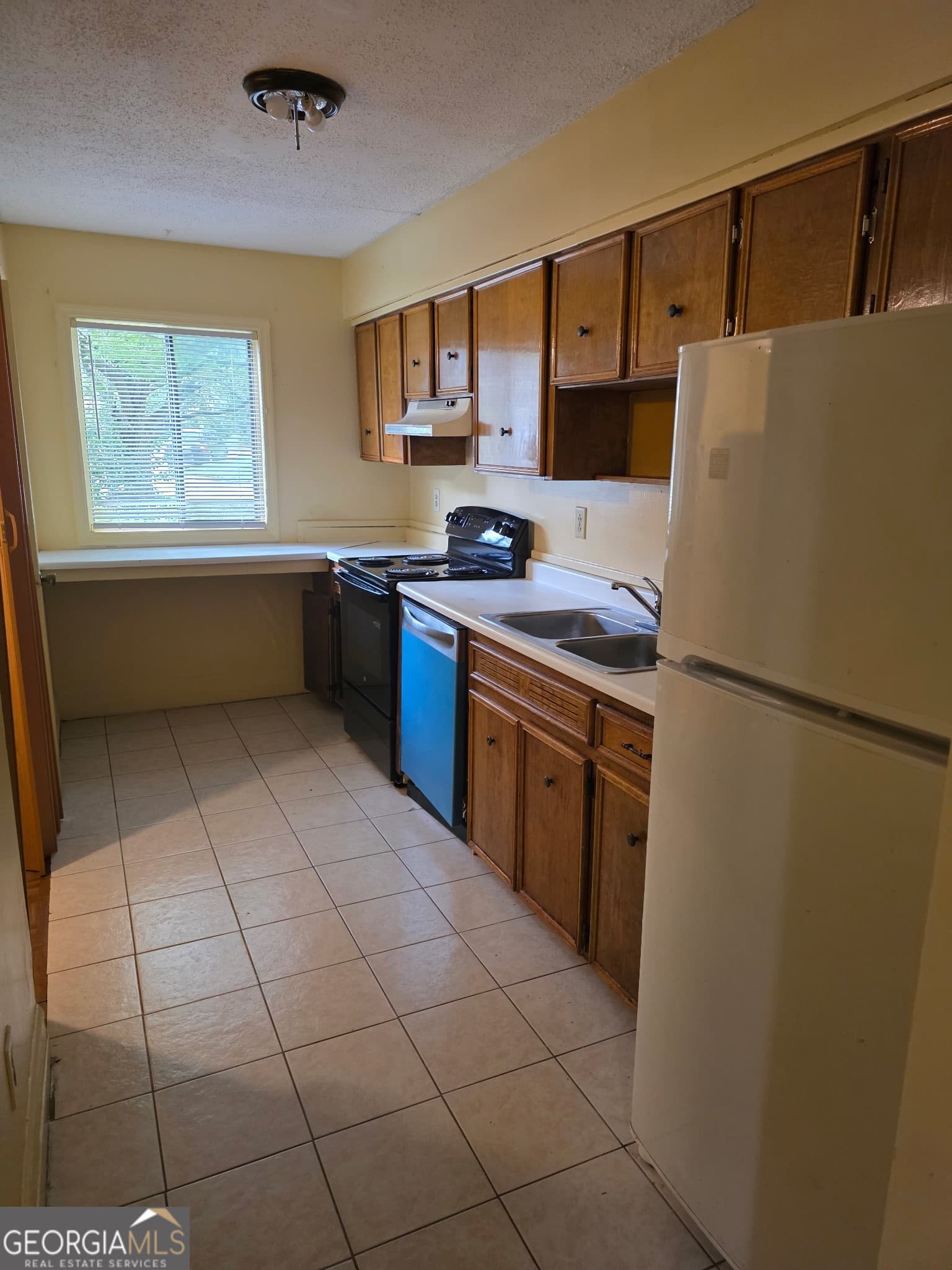 2 bedroom, 1.5 bathroom, 1,250 sq ft duplex for rent at 89 Tiburon Court, Lithonia, GA 30038 for $1,400 a month — photo 8