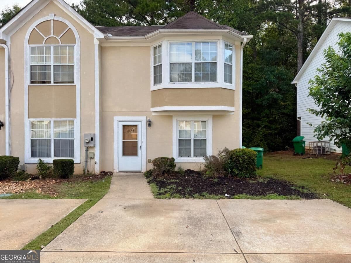 2 bedroom, 2.5 bathroom, 1,206 sq ft townhouse for rent at 3123 Fields Drive, Lithonia, GA 30038 for $1,500 a month — photo 1 of 17