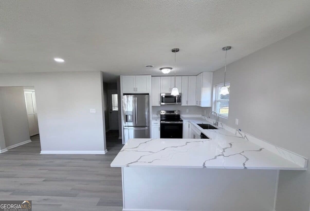 3 bedroom, 2 bathroom, 1,250 sq ft single family residence for sale at 4021 Wynmore Court, Martinez, GA 30907 — photo 3