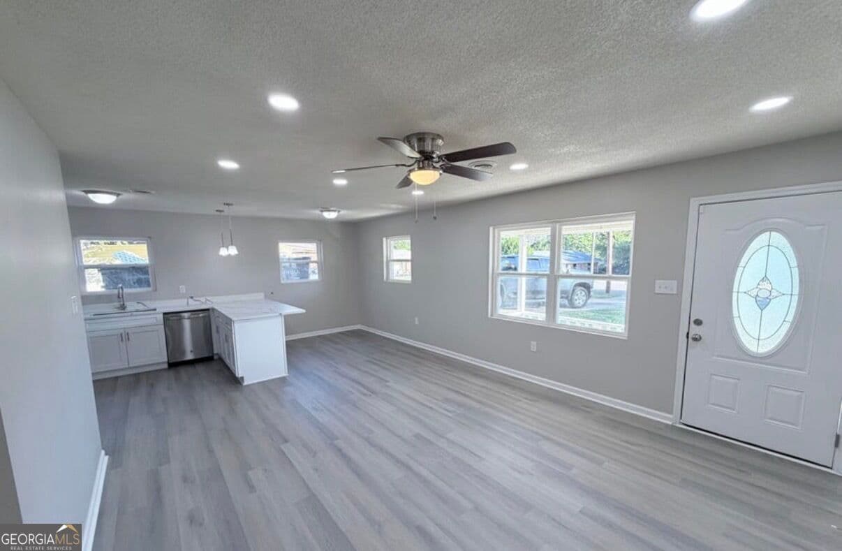 3 bedroom, 2 bathroom, 1,250 sq ft single family residence for sale at 4021 Wynmore Court, Martinez, GA 30907 — photo 5