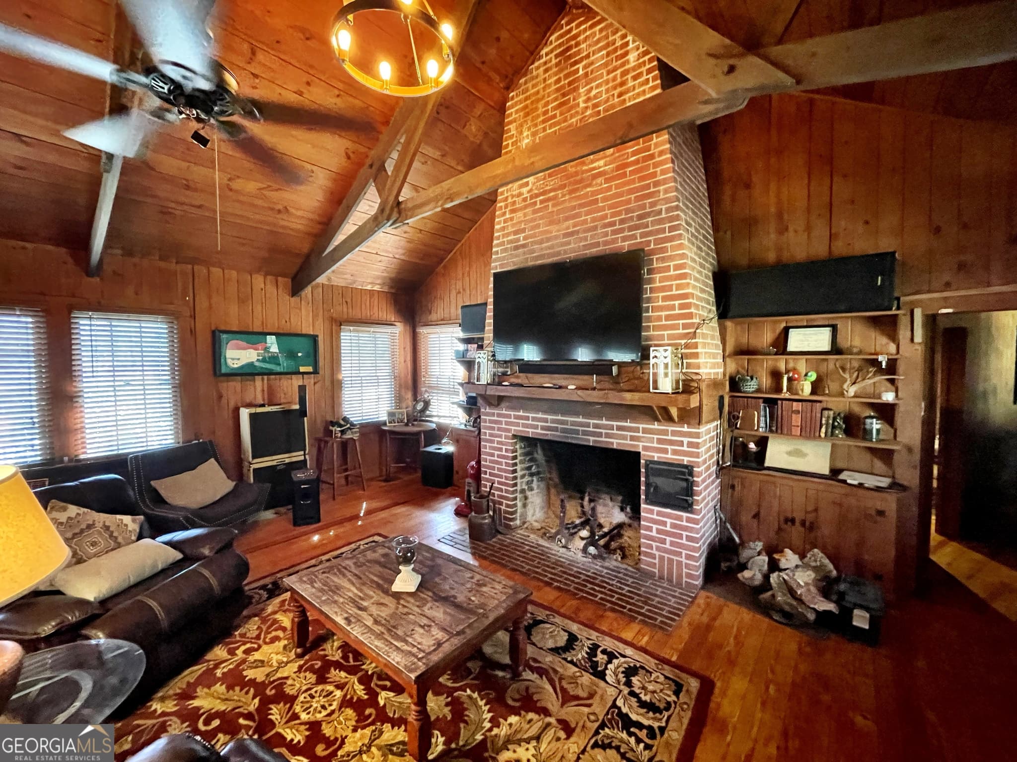 2 bedroom, 1 bathroom, 1,761 sq ft cabin,single family residence for sale at 6591 Thomaston Road, Macon, GA 31220 — photo 3