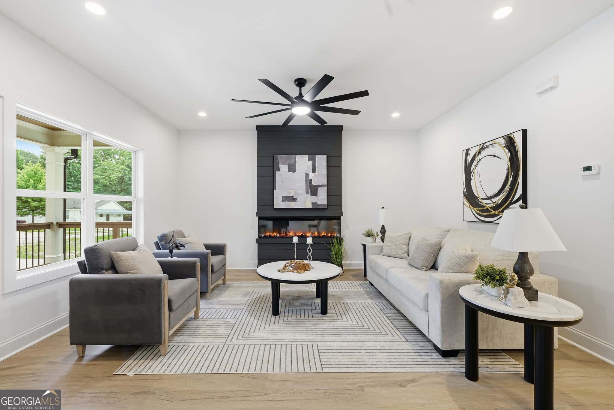 4 bedroom, 3 bathroom, 2,200 sq ft single family residence for sale at 2194 SW Wingate Street, Atlanta, GA 30310 — photo 7