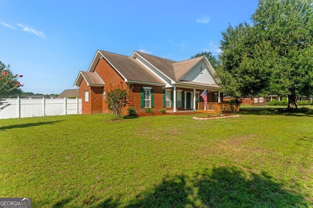 3 bedroom, 2.5 bathroom, 2,073 sq ft single family residence under contract at 2384 Hodgeville Road, Rincon, GA 31326 — photo 4