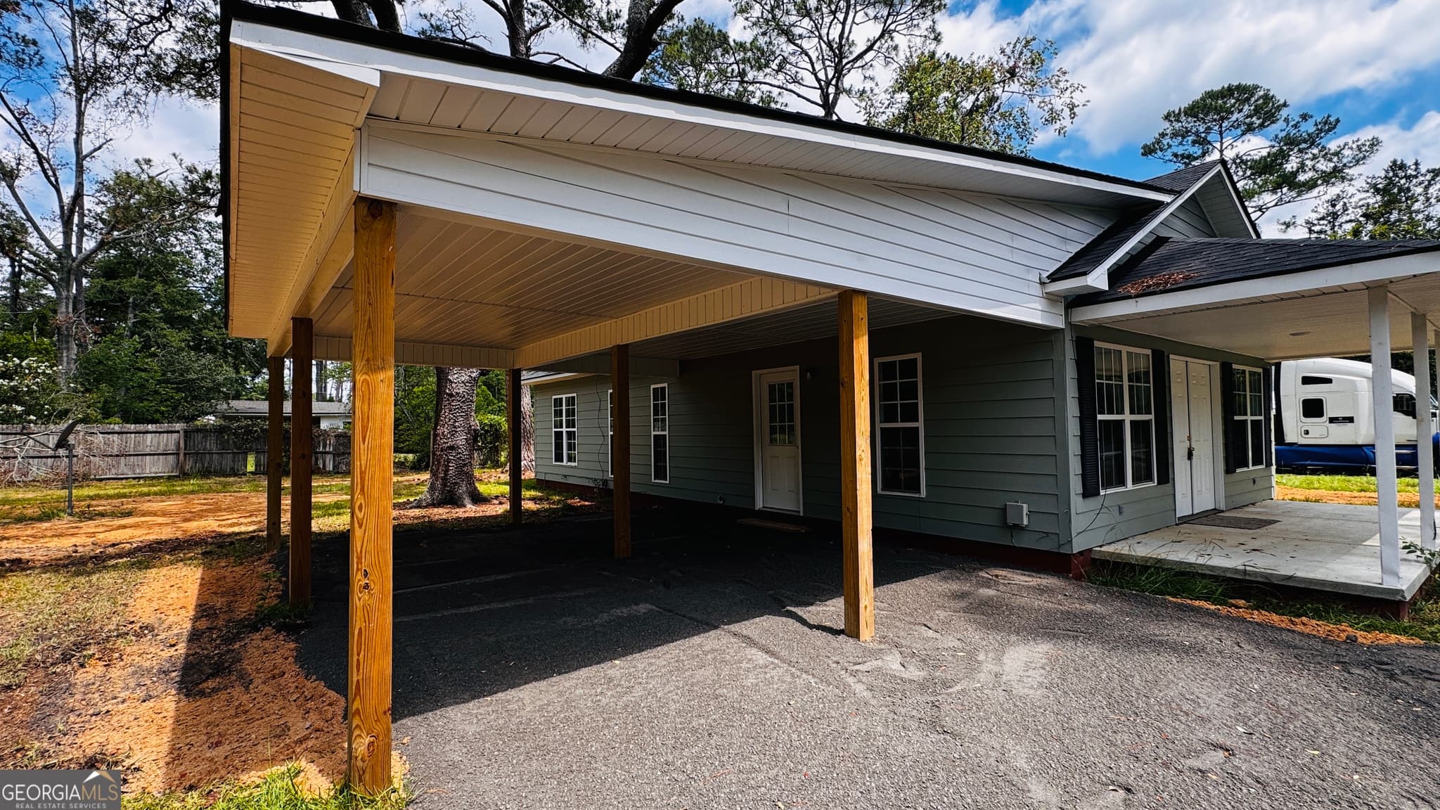 3 bedroom, 2 bathroom, 1,056 sq ft single family residence for sale at 101 Mimosa Circle, Reidsville, GA 30453 — photo 3