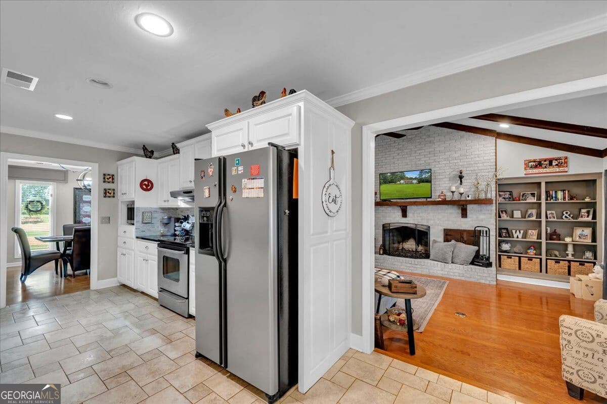 4 bedroom, 2 bathroom, 2,166 sq ft single family residence under contract at 232 Briarwood Circle, Americus, GA 31709 — photo 7