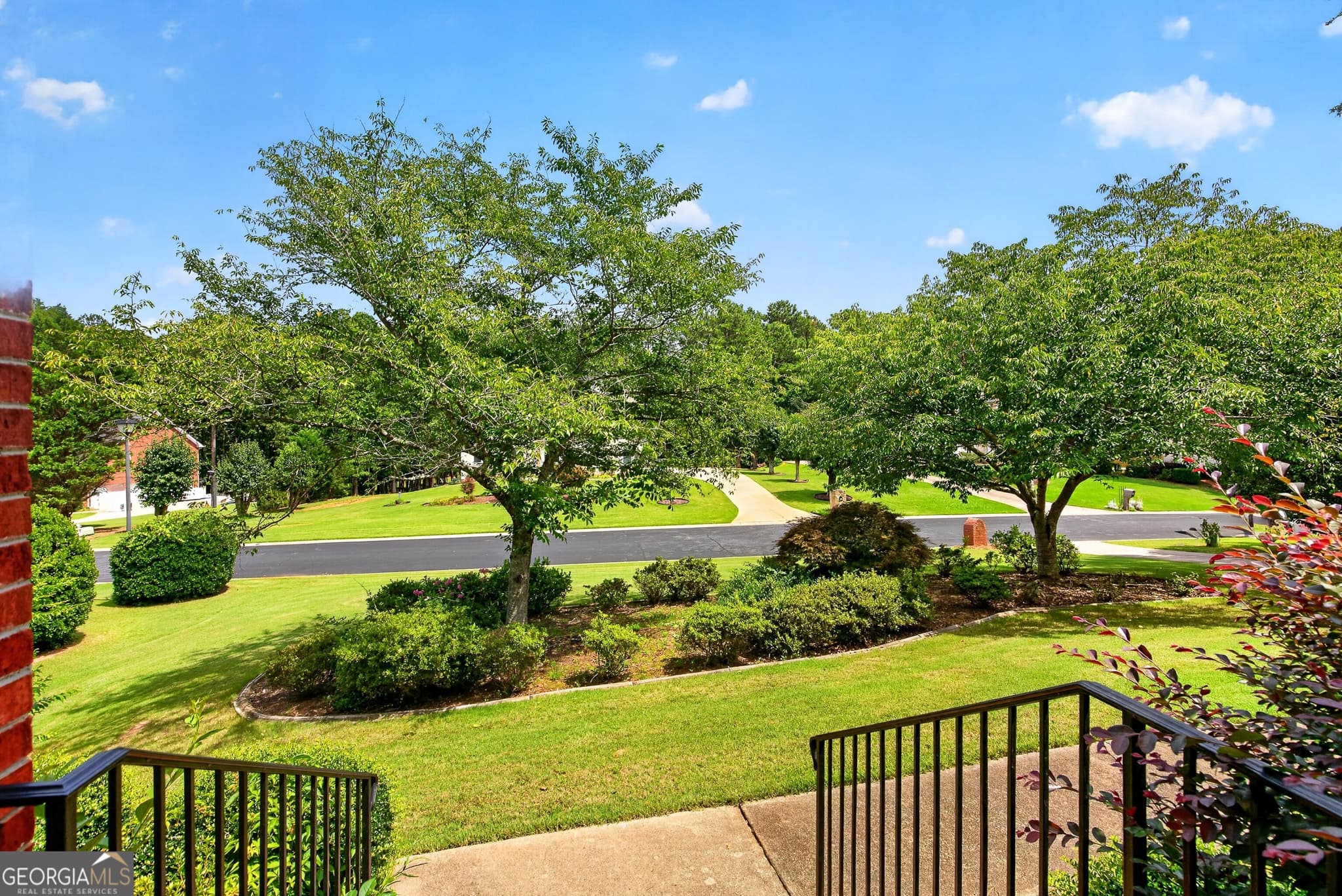 4 bedroom, 3 bathroom, 2,696 sq ft single family residence for sale at 180 Canal Place, Fayetteville, GA 30215 — photo 7