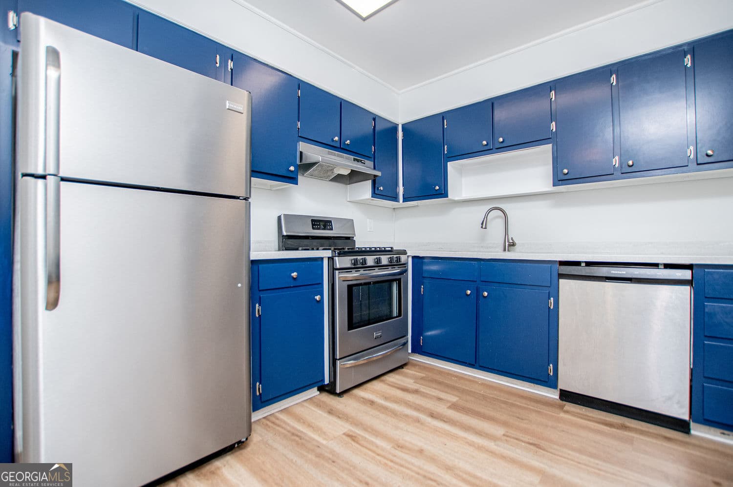 2 bedroom, 2 bathroom, 1,128 sq ft townhouse for sale at 151 Wrenwood Lane, Carrollton, GA 30117 — photo 6