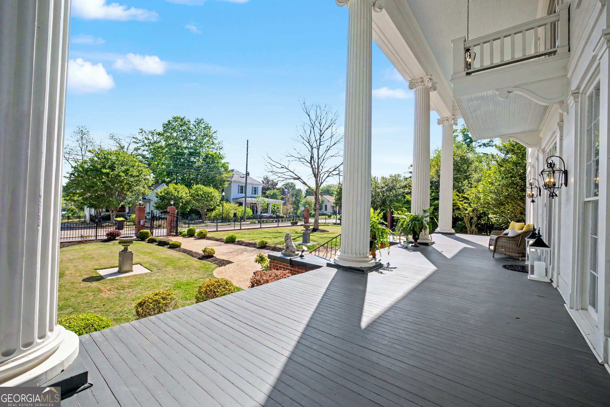 6 bedroom, 5.5 bathroom, 6,360 sq ft single family residence for sale at 141 Greenville Street, Newnan, GA 30263 — photo 10