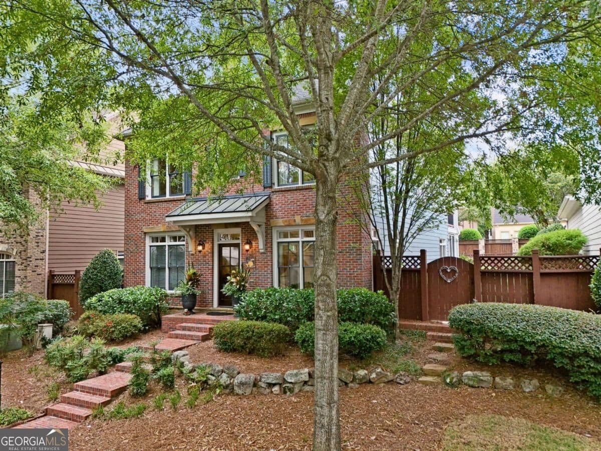 4 bedroom, 4.5 bathroom, 3,344 sq ft single family residence for sale at 530 Willow Oak Way, Roswell, GA 30076 — photo 2