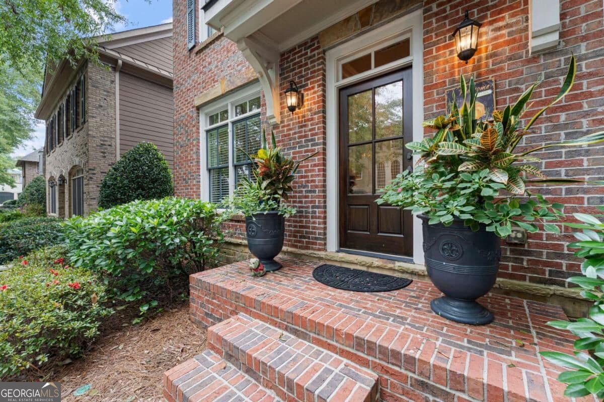 4 bedroom, 4.5 bathroom, 3,344 sq ft single family residence for sale at 530 Willow Oak Way, Roswell, GA 30076 — photo 4