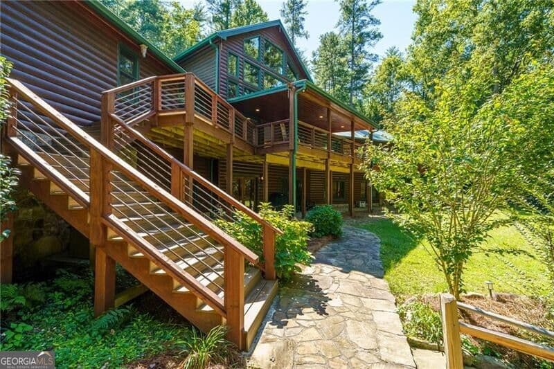 7 bedroom, 5 bathroom, 5,903 sq ft cabin,single family residence for sale at 20 Bear Trail, Ellijay, GA 30540 — photo 3