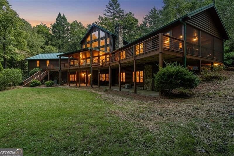 7 bedroom, 5 bathroom, 5,903 sq ft cabin,single family residence for sale at 20 Bear Trail, Ellijay, GA 30540 — photo 1 of 200