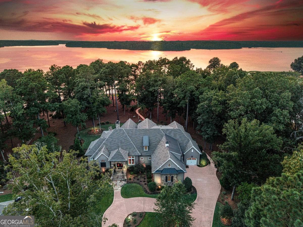 5 bedroom, 5.5 bathroom, 4,742 sq ft single family residence for sale at 1201 Big Water Circle, Greensboro, GA 30642 — photo 1 of 78