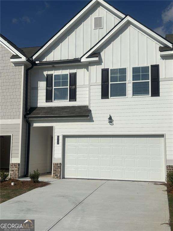4 bedroom, 2.5 bathroom townhouse sold at 6381 Sundowner Place 138, South Fulton, GA 30331