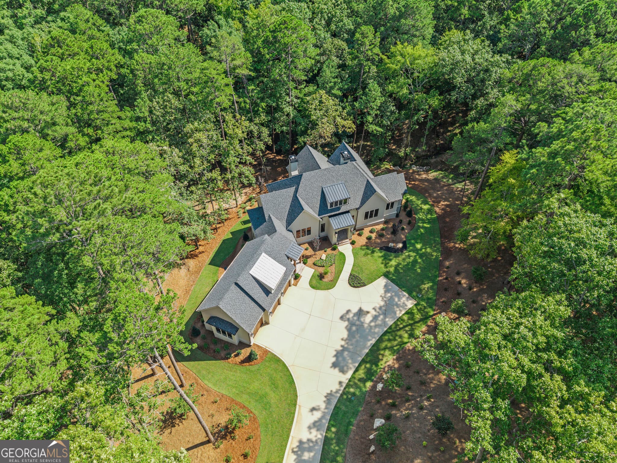 4 bedroom, 5 bathroom single family residence for sale at 1061 Curtright Place, Greensboro, GA 30642 — photo 4