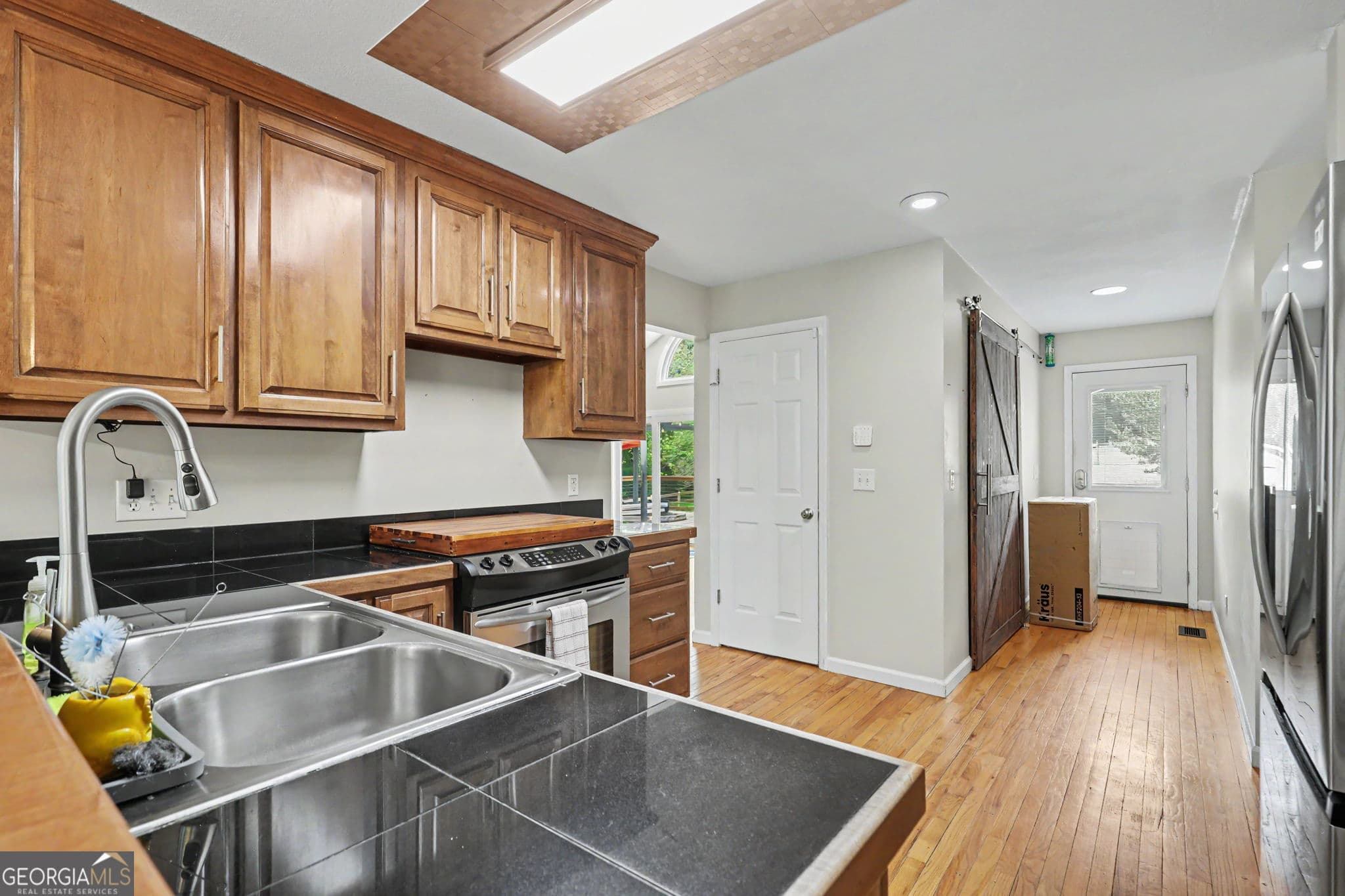 3 bedroom, 2 bathroom single family residence under contract at 12 Chastain Road, Murphy, NC 28906 — photo 9