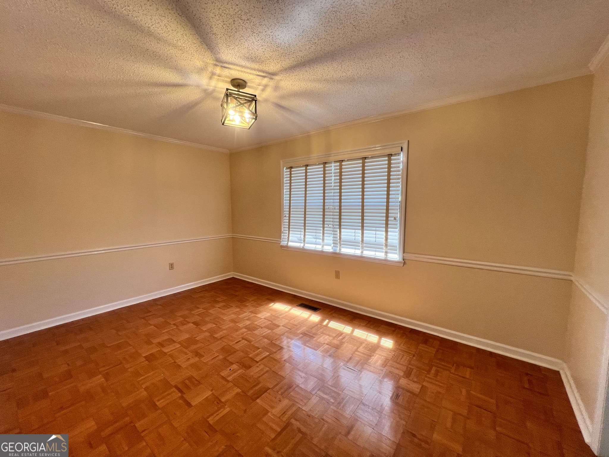 4 bedroom, 2.5 bathroom, 2,056 sq ft single family residence for sale at 906 McAllister Drive, Vidalia, GA 30474 — photo 5
