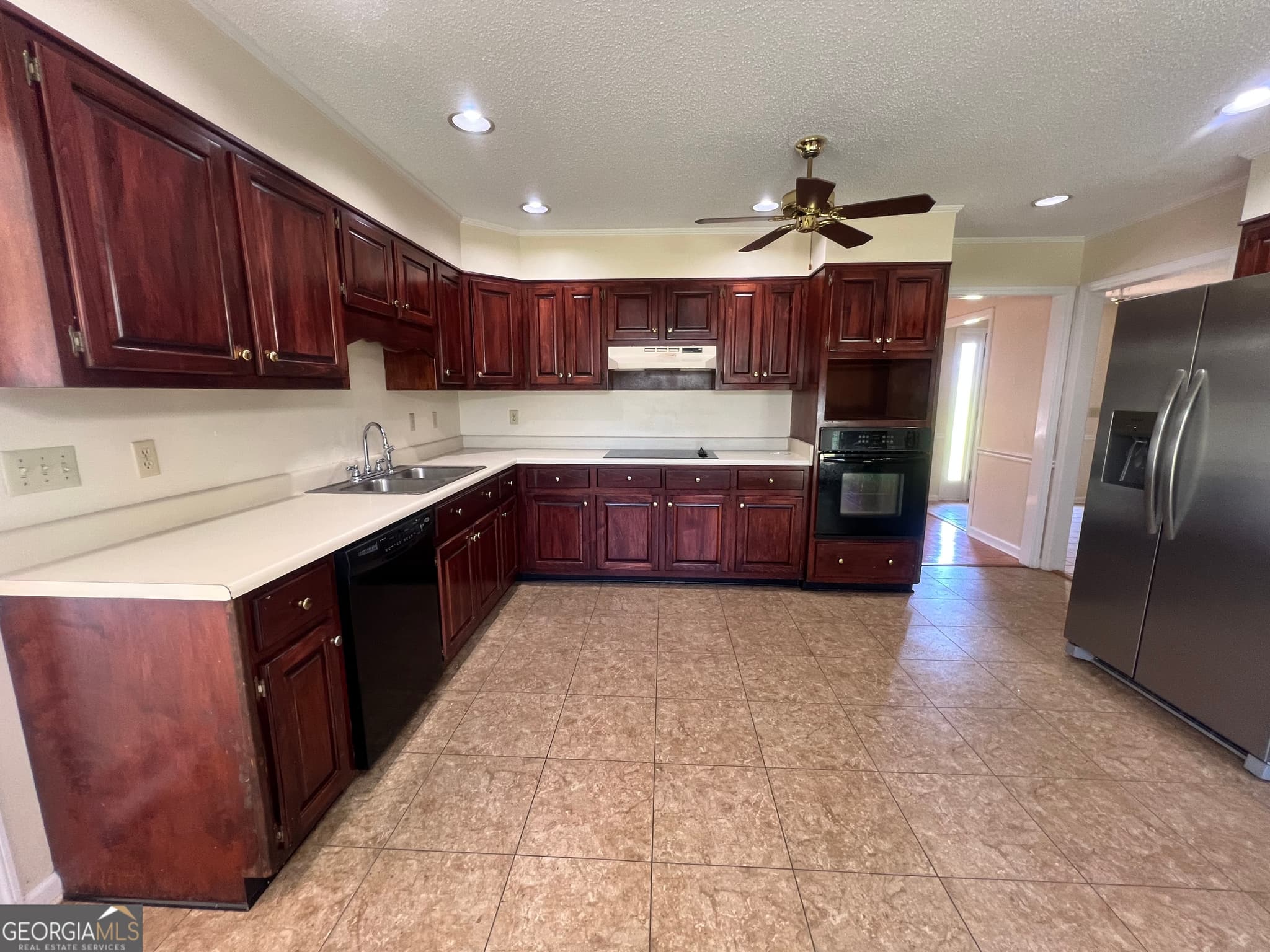 4 bedroom, 2.5 bathroom, 2,056 sq ft single family residence for sale at 906 McAllister Drive, Vidalia, GA 30474 — photo 4