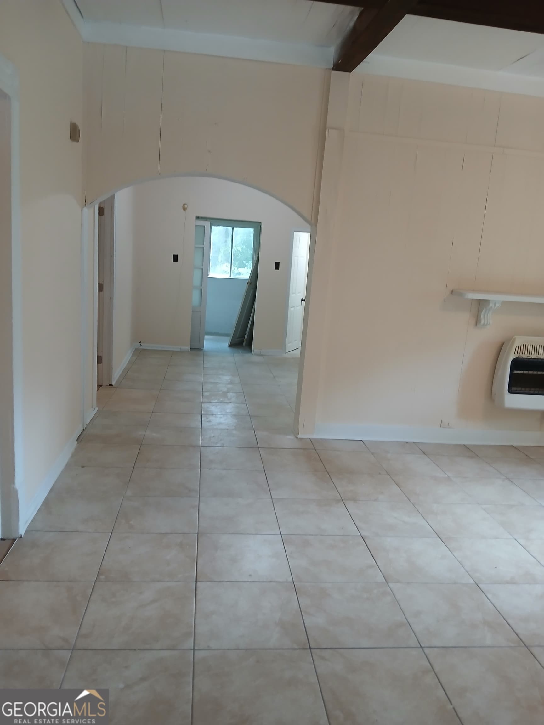2 bedroom, 1 bathroom, 1,152 sq ft single family residence for sale at 678 Dixie Avenue, Macon, GA 31206 — photo 3