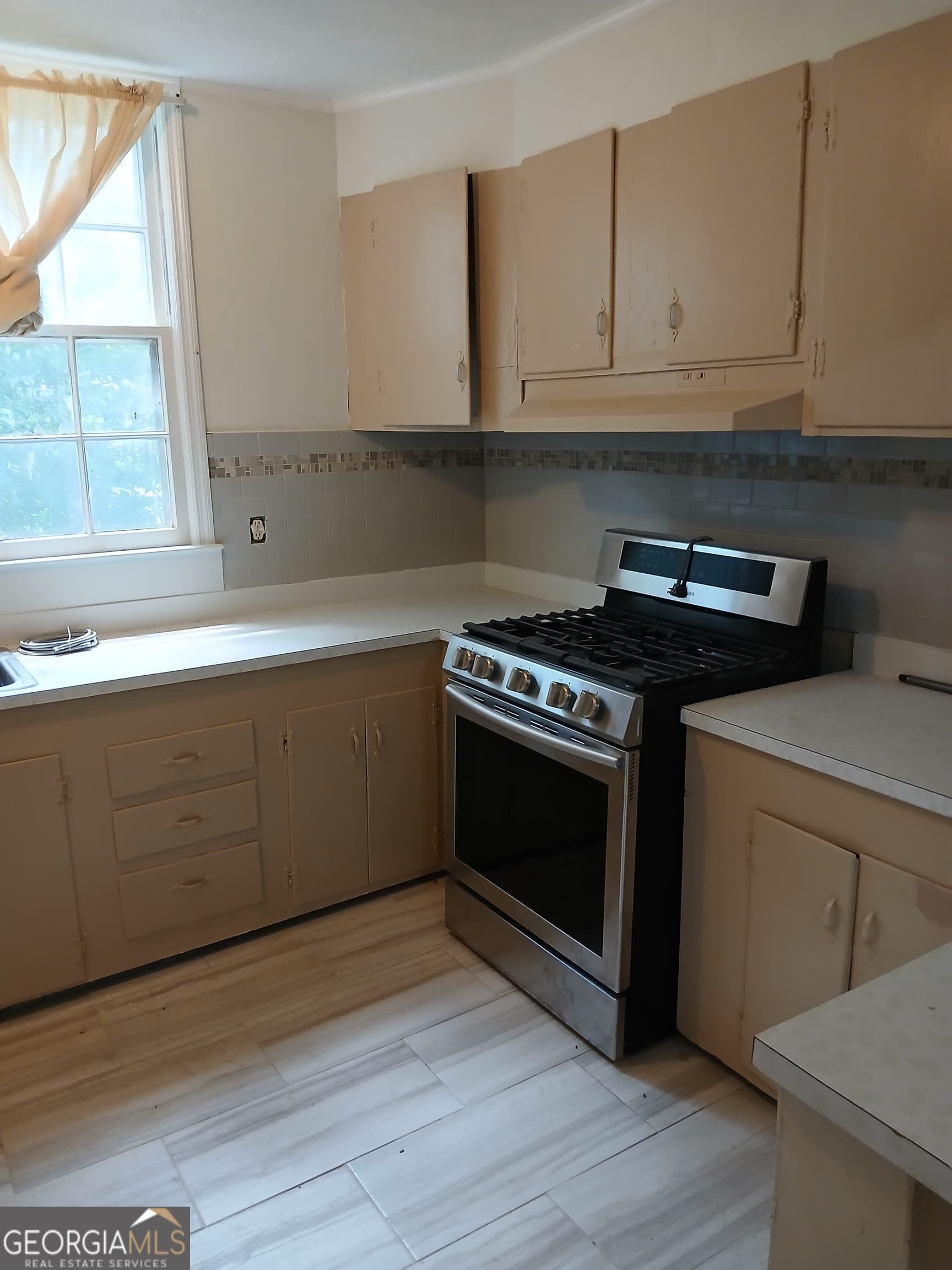 2 bedroom, 1 bathroom, 1,152 sq ft single family residence for sale at 678 Dixie Avenue, Macon, GA 31206 — photo 10