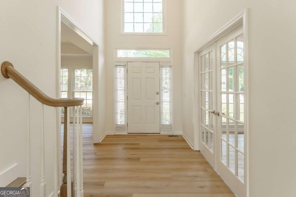 4 bedroom, 3 bathroom, 4,226 sq ft single family residence for rent at 3272 Pomarine Lane, Peachtree Corners, GA 30092 for $3,750 a month — photo 6