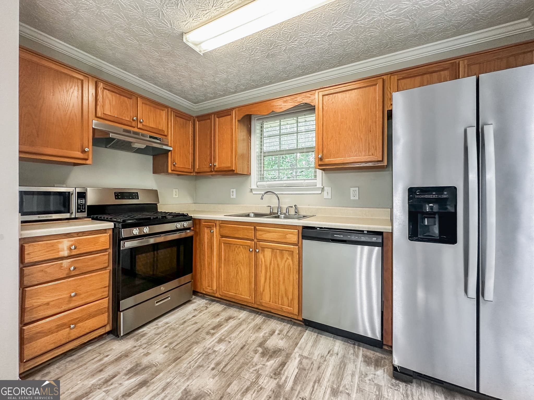 3 bedroom, 2 bathroom, 2,292 sq ft single family residence for rent at 335 Paradise Drive, Douglasville, GA 30134 for $1,875 a month — photo 6
