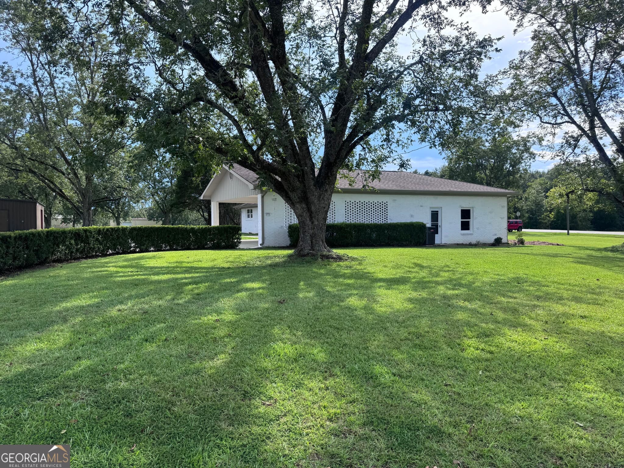 4 bedroom, 2 bathroom, 2,328 sq ft single family residence for sale at 2808 Ga Highway 117, Cadwell, GA 31009 — photo 7
