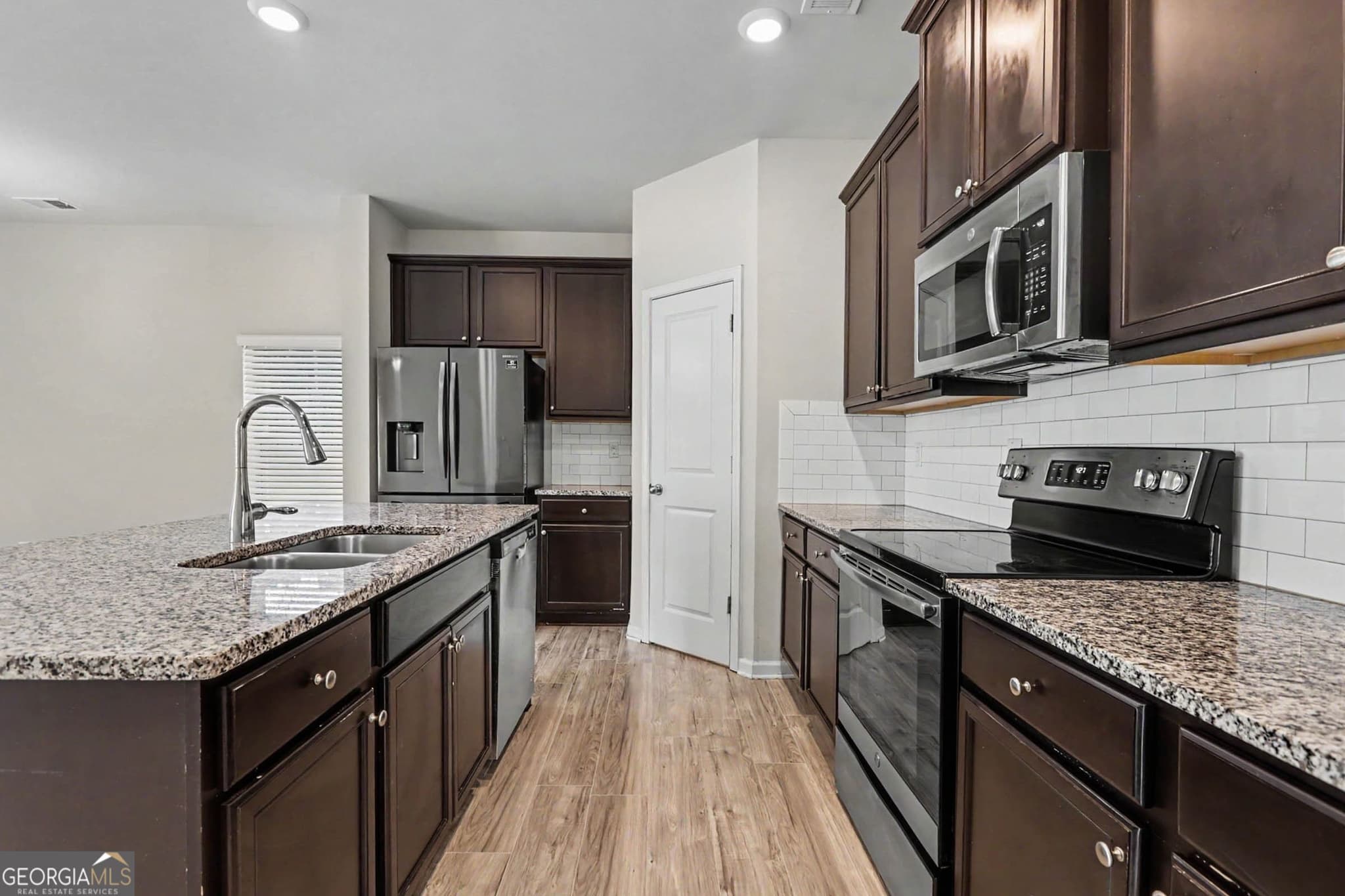 3 bedroom, 2.5 bathroom, 1,887 sq ft single family residence for sale at 1894 Stanton Road, East Point, GA 30344 — photo 9