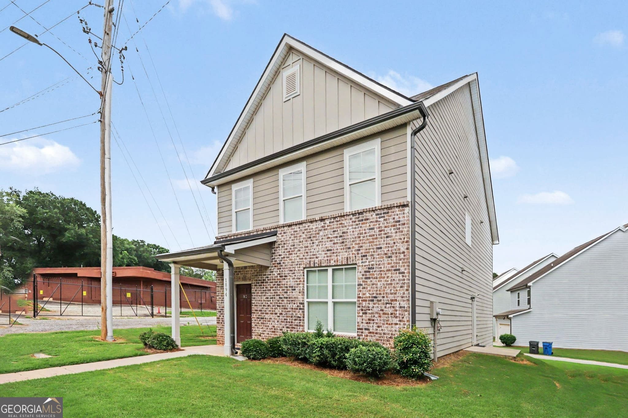 3 bedroom, 2.5 bathroom, 1,887 sq ft single family residence for sale at 1894 Stanton Road, East Point, GA 30344 — photo 4