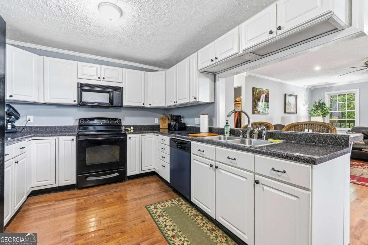 2 bedroom, 1 bathroom, 1,006 sq ft cabin,single family residence for sale at 114 Flatrock Road, Eatonton, GA 31024 — photo 4