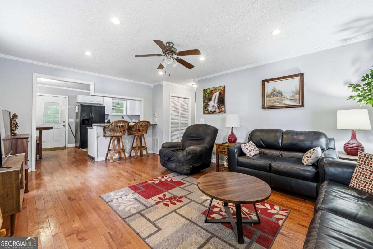 2 bedroom, 1 bathroom, 1,006 sq ft cabin,single family residence for sale at 114 Flatrock Road, Eatonton, GA 31024 — photo 8