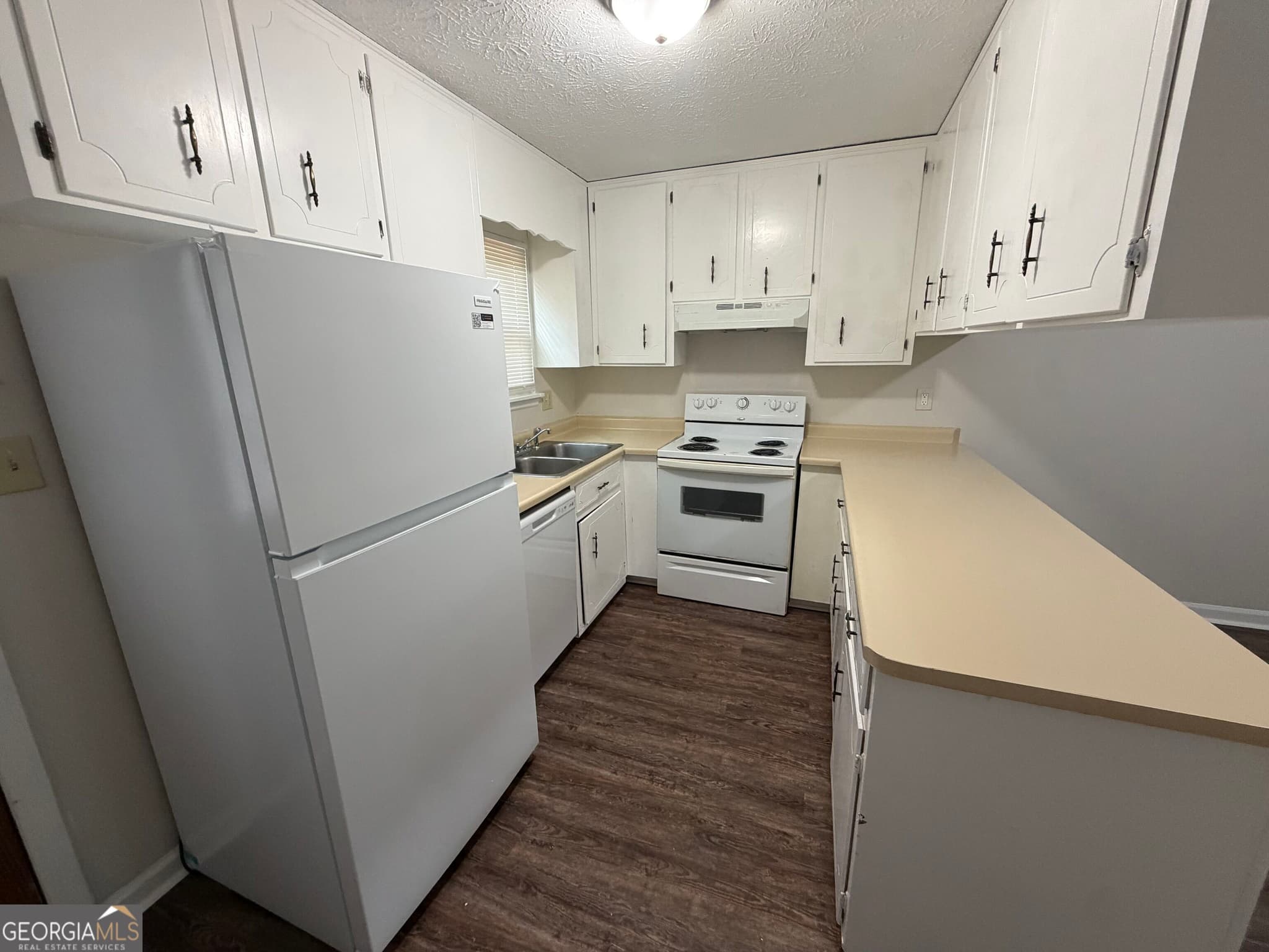 2 bedroom, 1.5 bathroom townhouse for rent at 110 Chalfont Drive 3, Athens, GA 30606 for $1,050 a month — photo 5