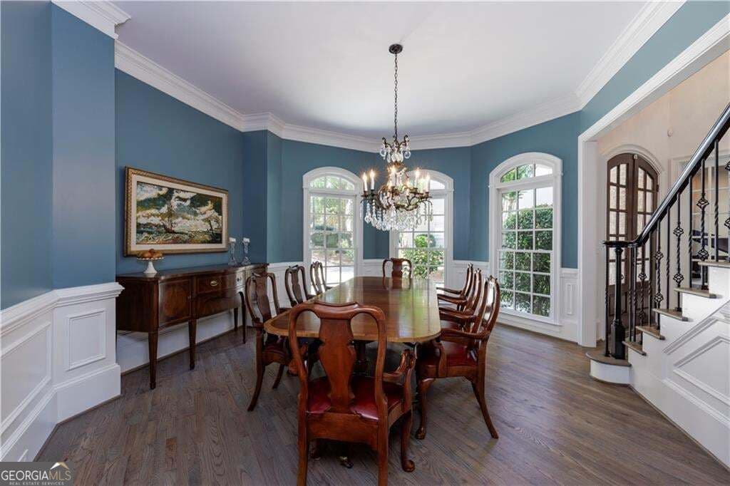 6 bedroom, 5.5 bathroom, 7,295 sq ft single family residence for sale at 7750 Marsh Court, Sandy Springs, GA 30328 — photo 8