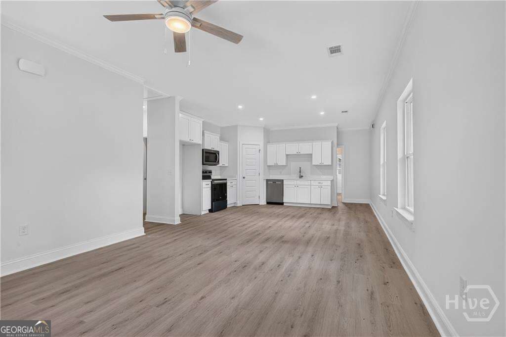 3 bedroom, 2 bathroom, 1,250 sq ft single family residence for sale at 1167 Thompson Road, Townsend, GA 31331 — photo 3