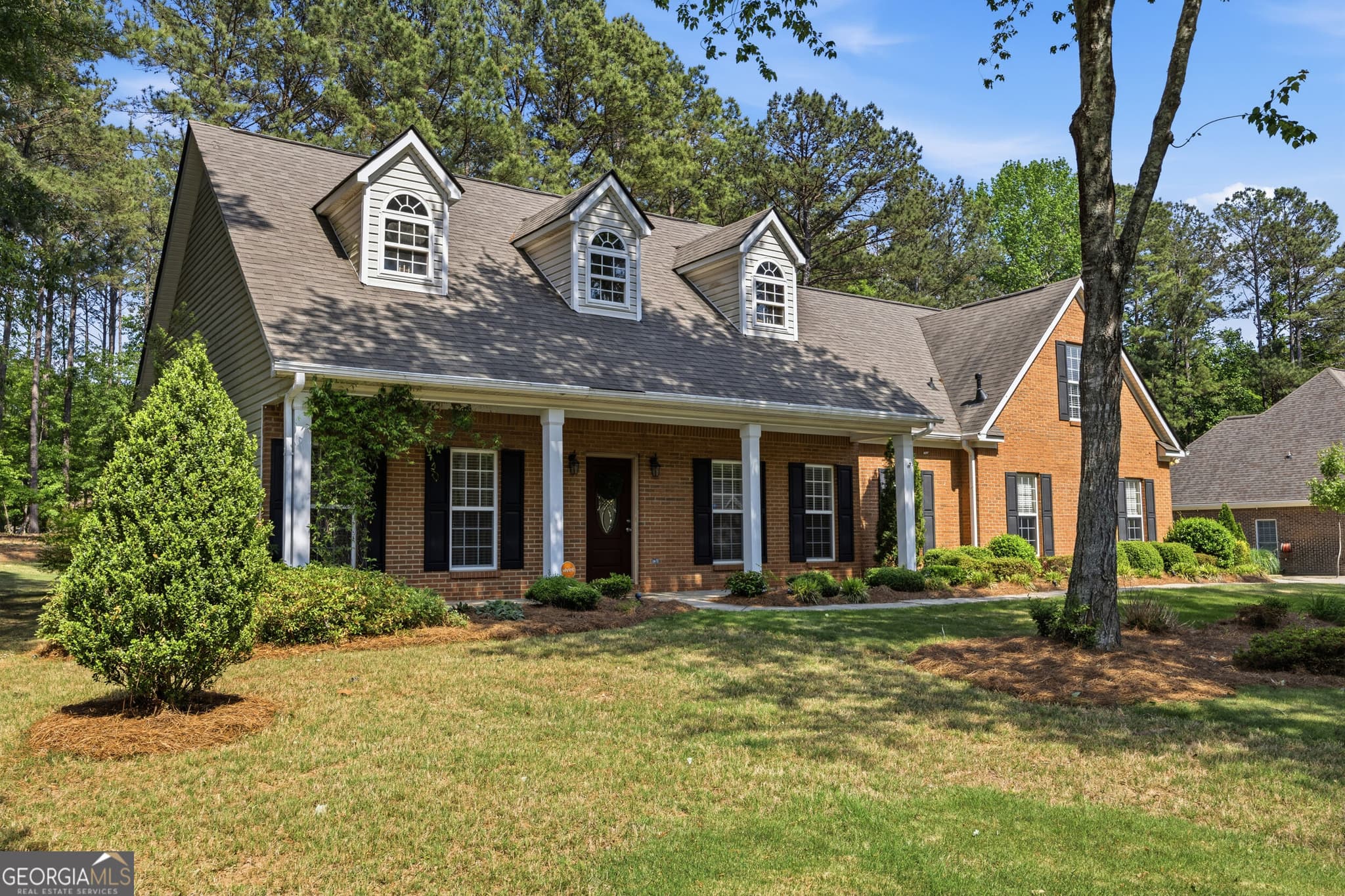 5 bedroom, 2 bathroom, 2,624 sq ft single family residence for sale at 45 Hillsborough Court, Sharpsburg, GA 30277 — photo 2