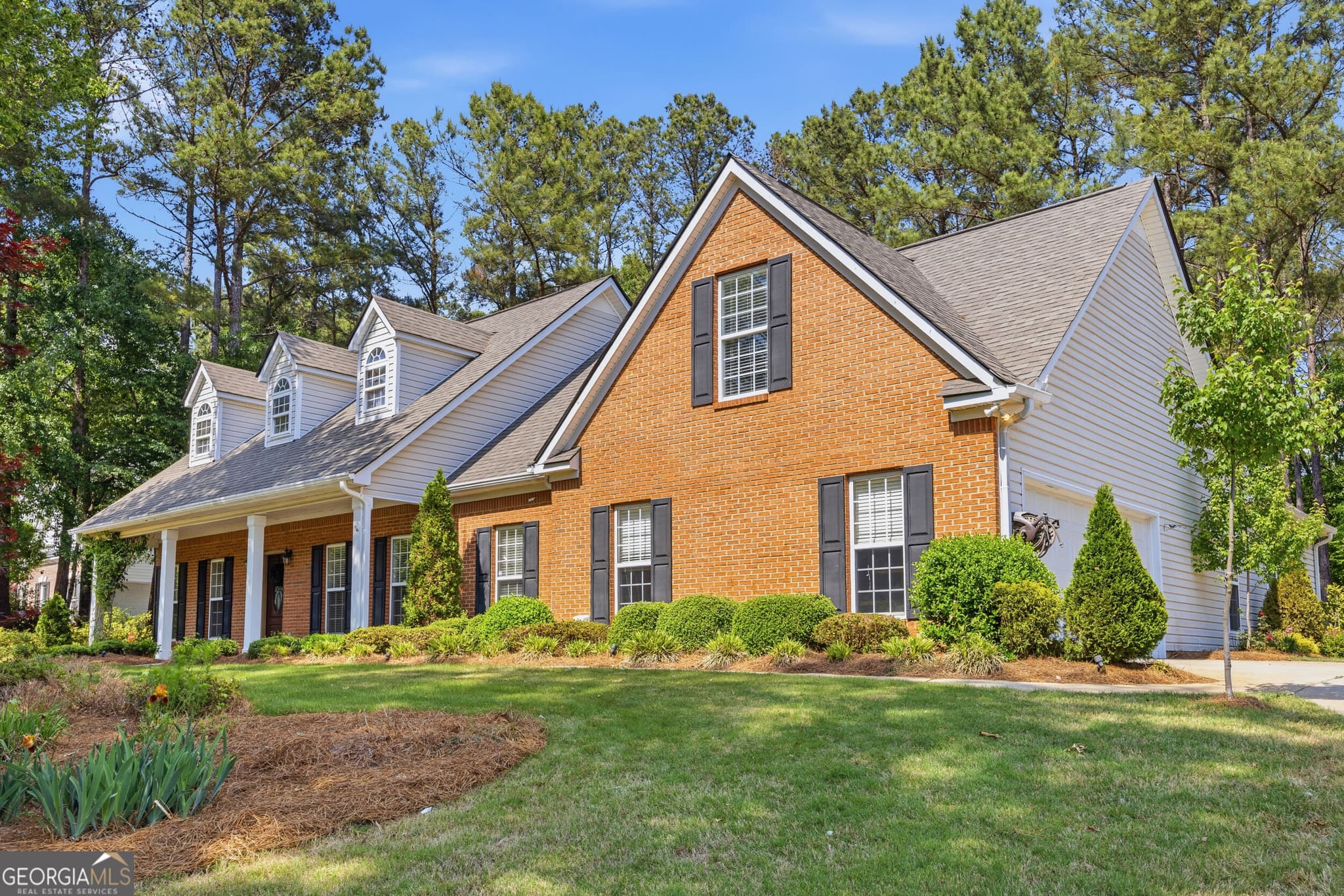 5 bedroom, 2 bathroom, 2,624 sq ft single family residence for sale at 45 Hillsborough Court, Sharpsburg, GA 30277 — photo 3
