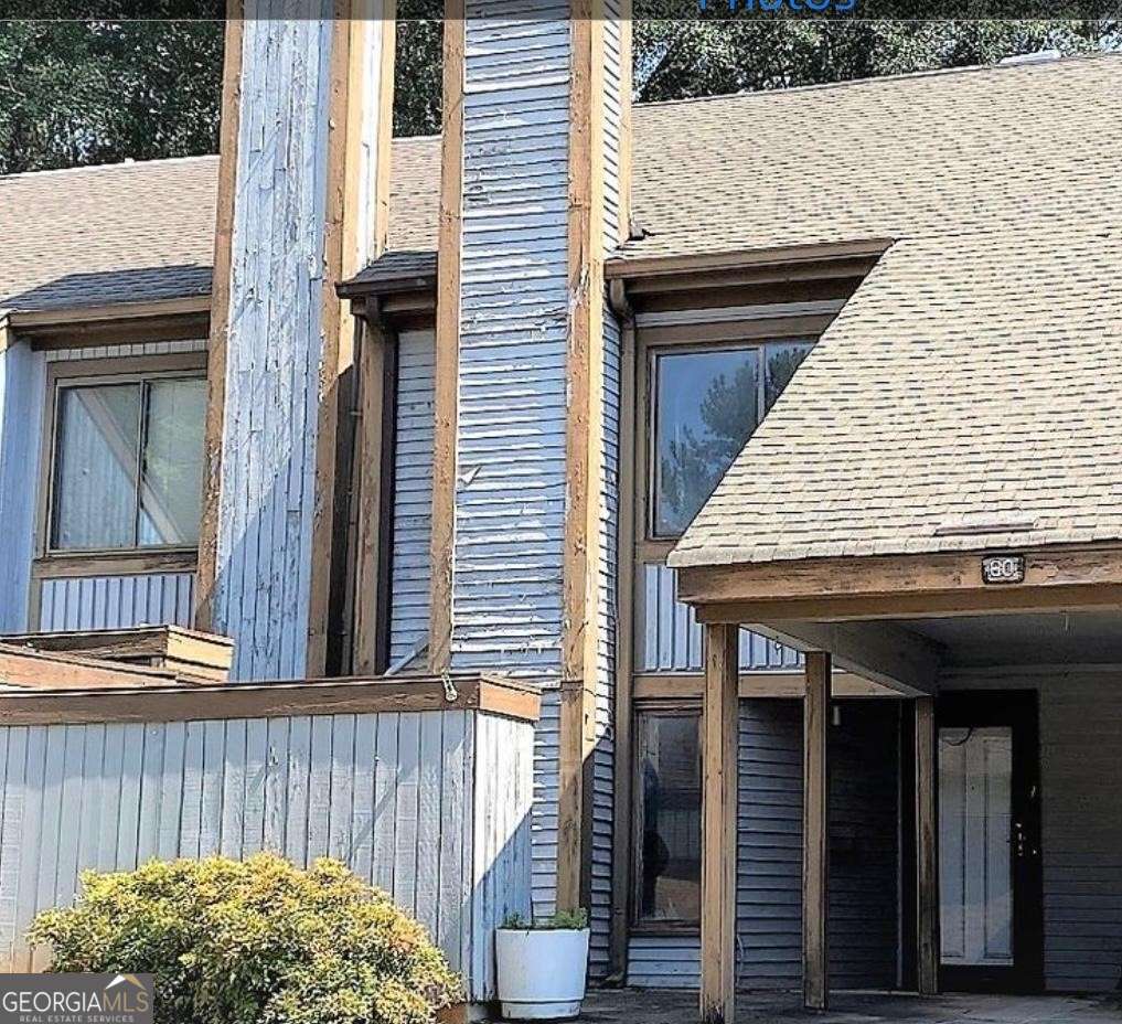 1 bedroom, 1 bathroom condominium for rent at 60 Willowick Drive, Lithonia, GA 30038 for $1,000 a month — photo 1 of 7