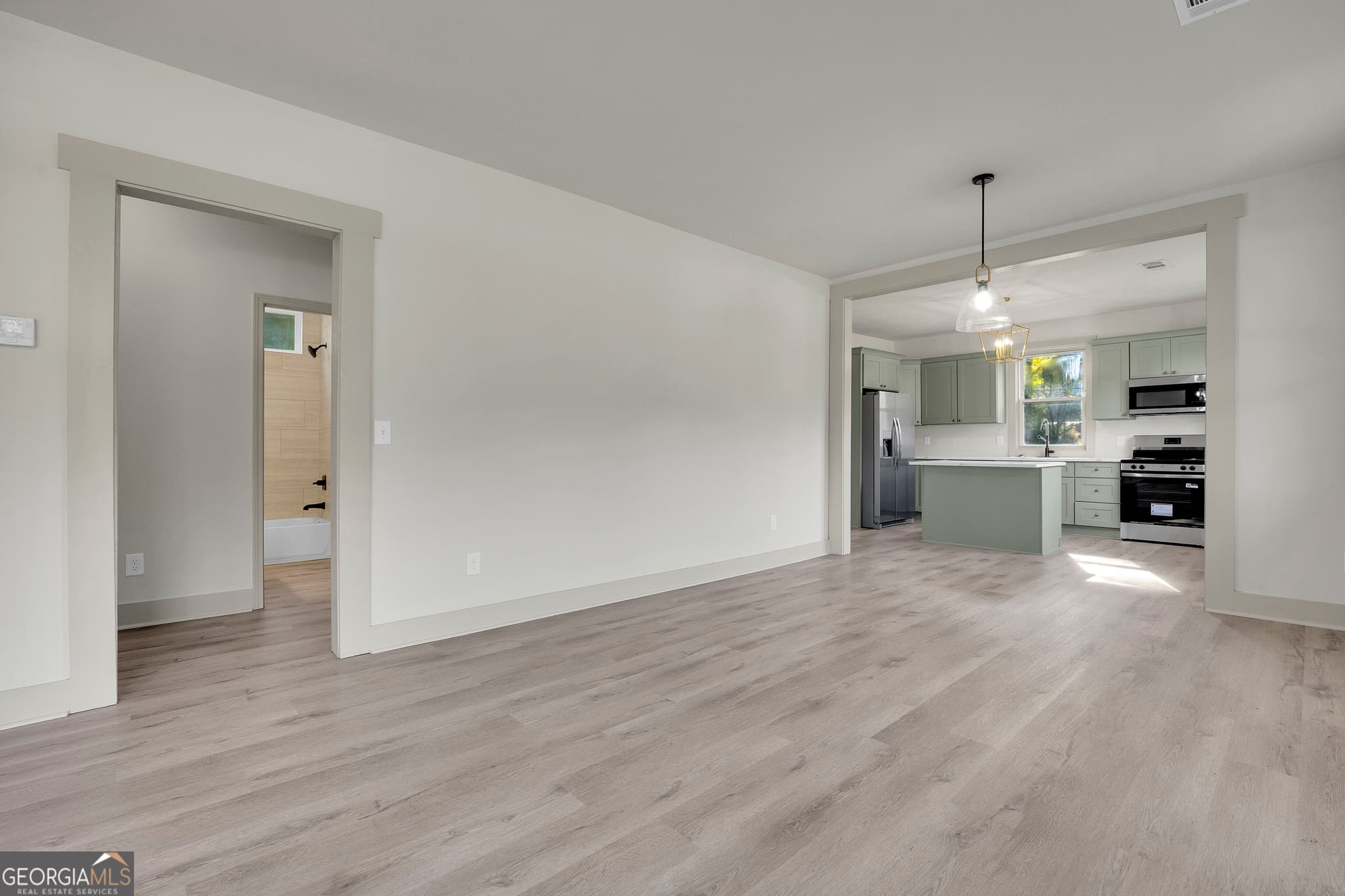 3 bedroom, 2 bathroom, 1,262 sq ft single family residence for sale at 4800 Ga Highway 11, Hillsboro, GA 31038 — photo 10