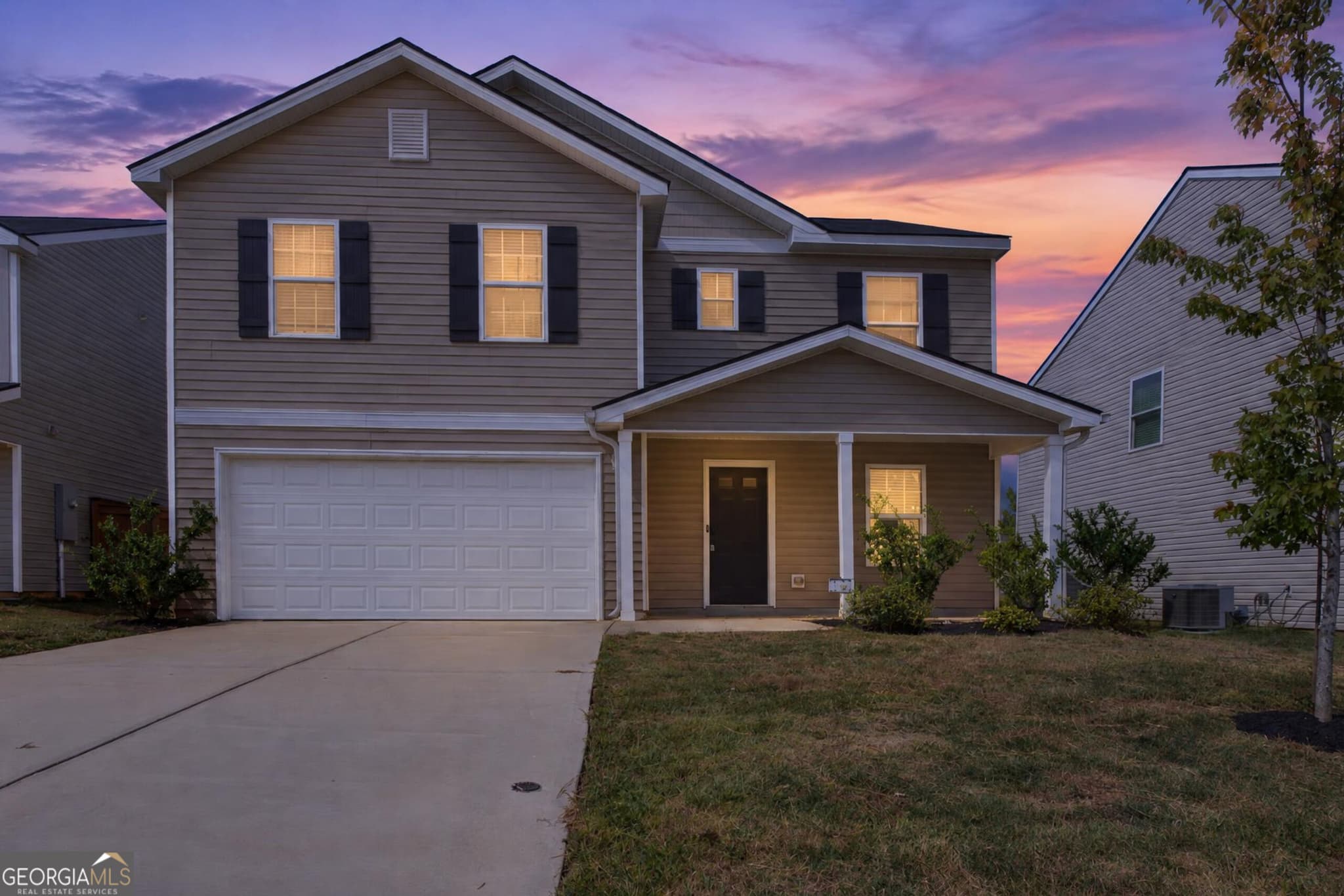 4 bedroom, 2.5 bathroom, 2,040 sq ft single family residence for sale at 464 Hawthorn Trail, Macon, GA 31210 — photo 2