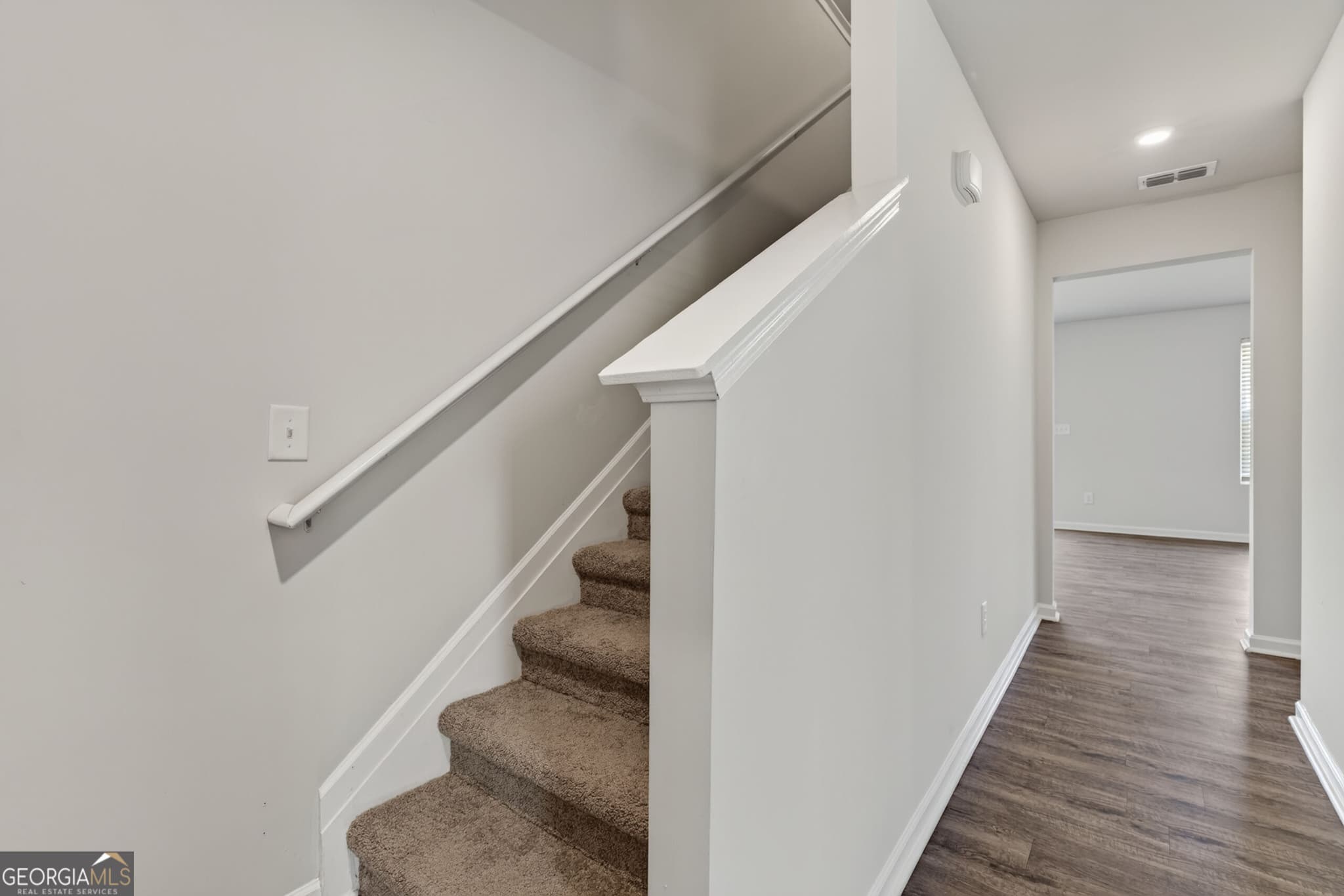 4 bedroom, 2.5 bathroom, 2,040 sq ft single family residence for sale at 464 Hawthorn Trail, Macon, GA 31210 — photo 10