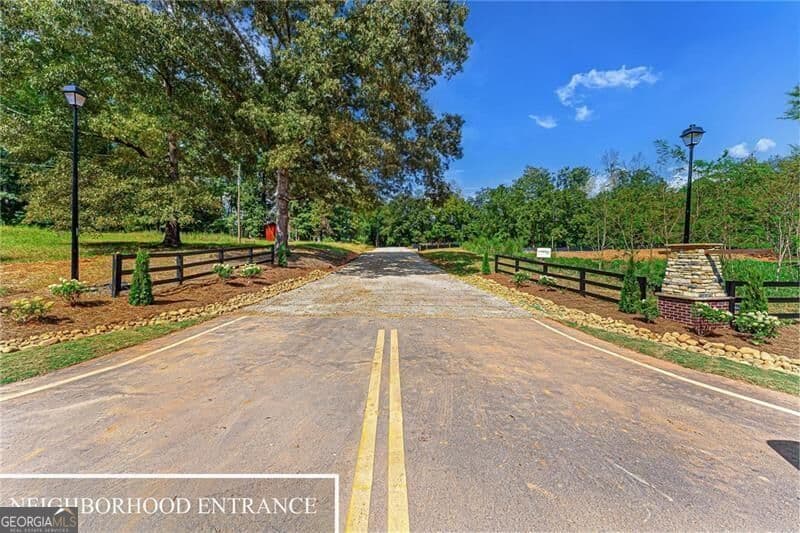 residential lot for sale at LOT 4 Stewart Loop, Jefferson, GA 30549 — photo 1 of 12