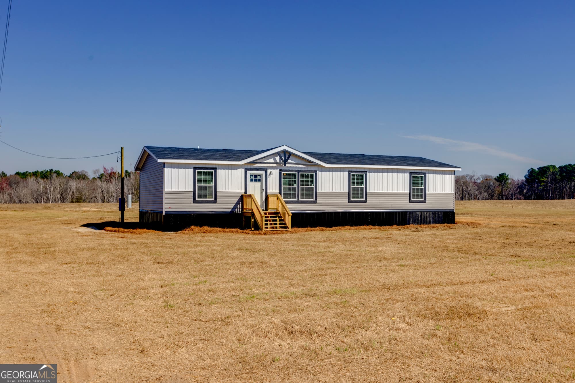 4 bedroom, 2 bathroom, 1,680 sq ft manufactured home,mobile home sold at 4633 Regan Road, Millen, GA 30442