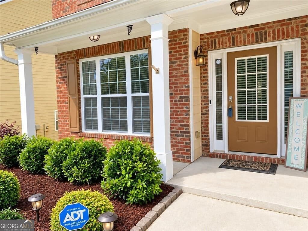 4 bedroom, 2.5 bathroom, 2,507 sq ft single family residence for sale at 1157 Balvaird Drive, Lawrenceville, GA 30045 — photo 4