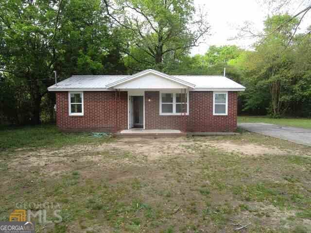 3 bedroom, 1 bathroom, 936 sq ft single family residence for sale at 1035 Putnam Street, Macon, GA 31206