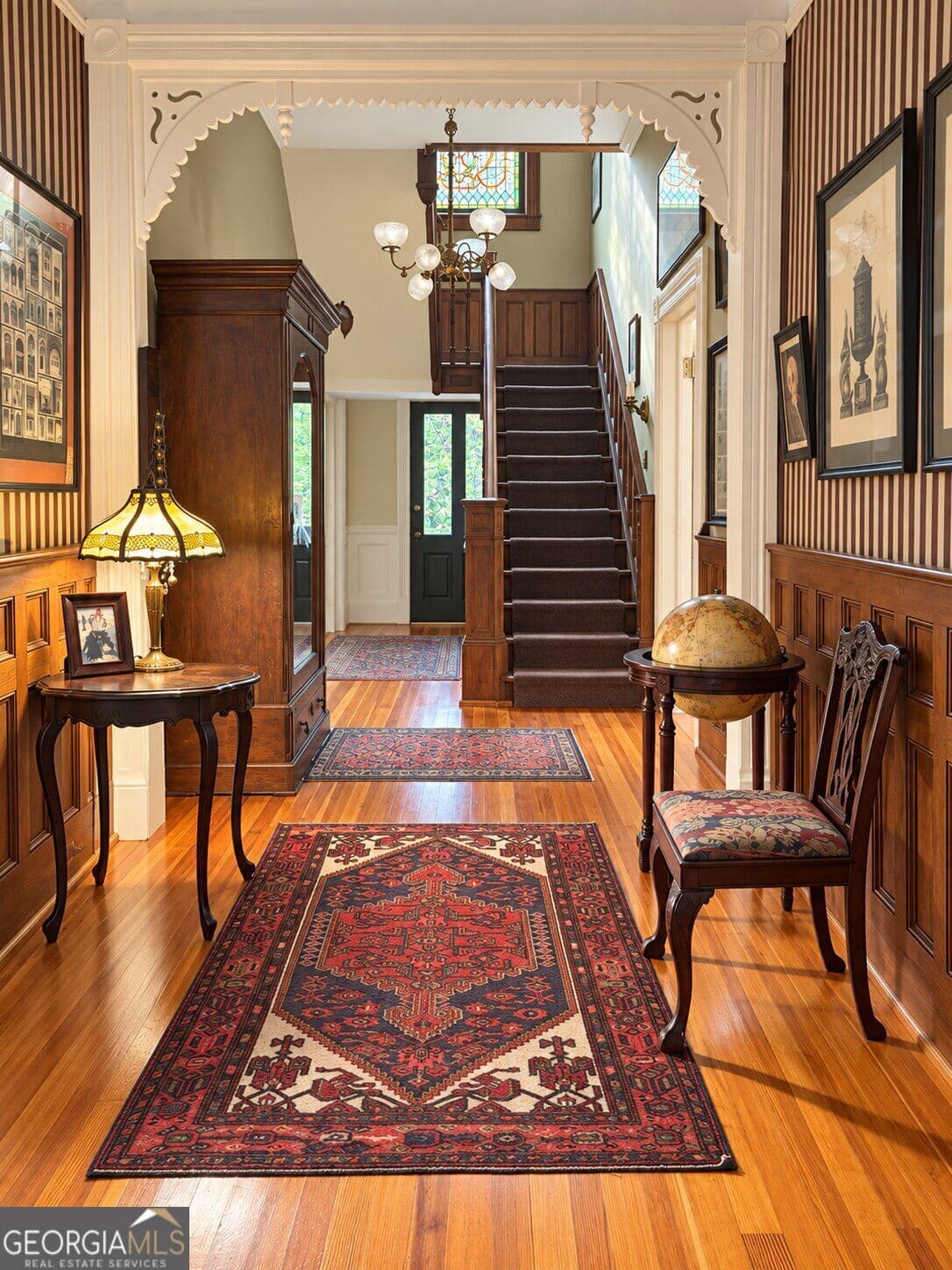4 bedroom, 3 bathroom, 3,657 sq ft single family residence for sale at 10600 Buice Road, Alpharetta, GA 30022 — photo 3