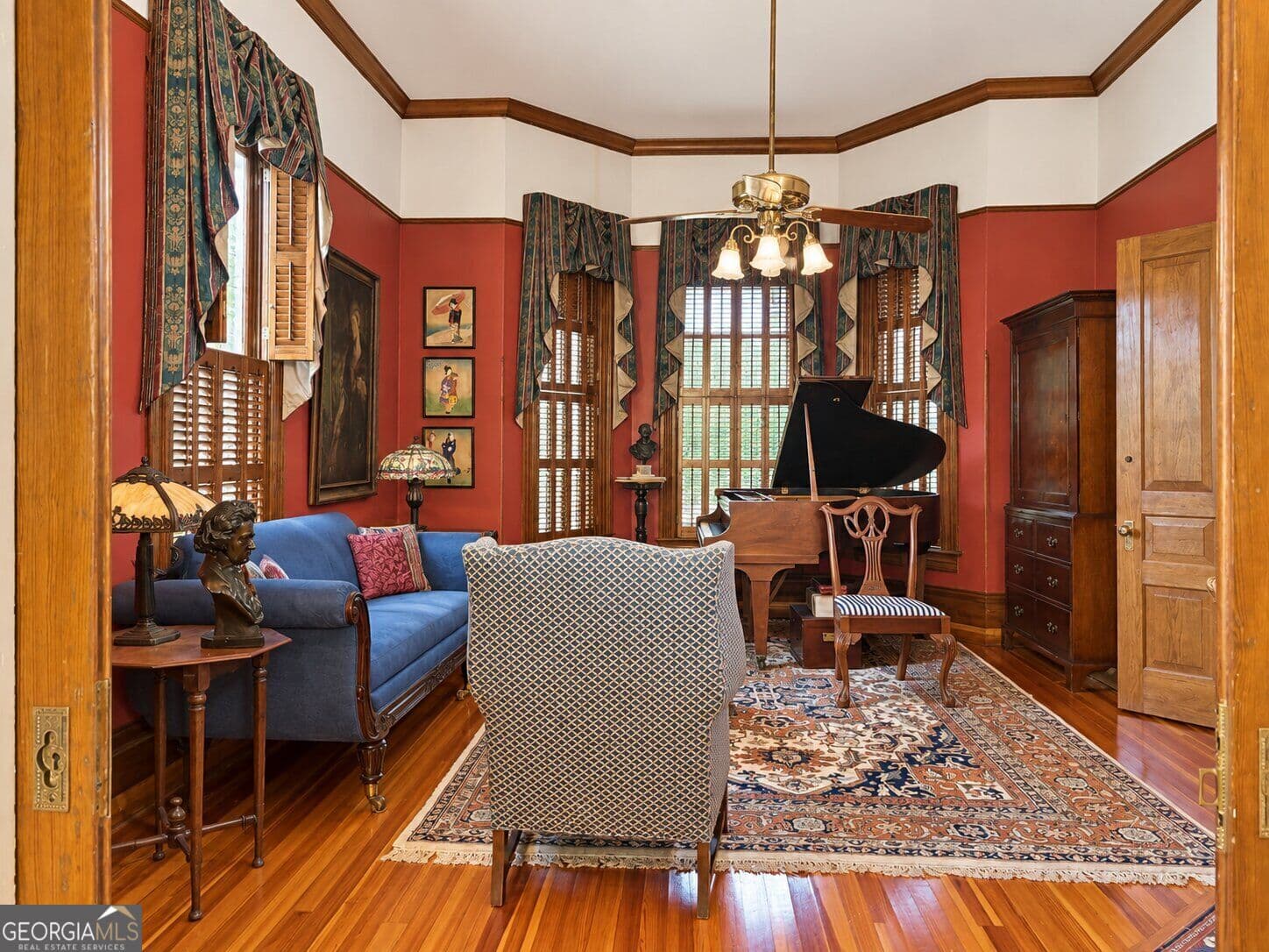 4 bedroom, 3 bathroom, 3,657 sq ft single family residence for sale at 10600 Buice Road, Alpharetta, GA 30022 — photo 5