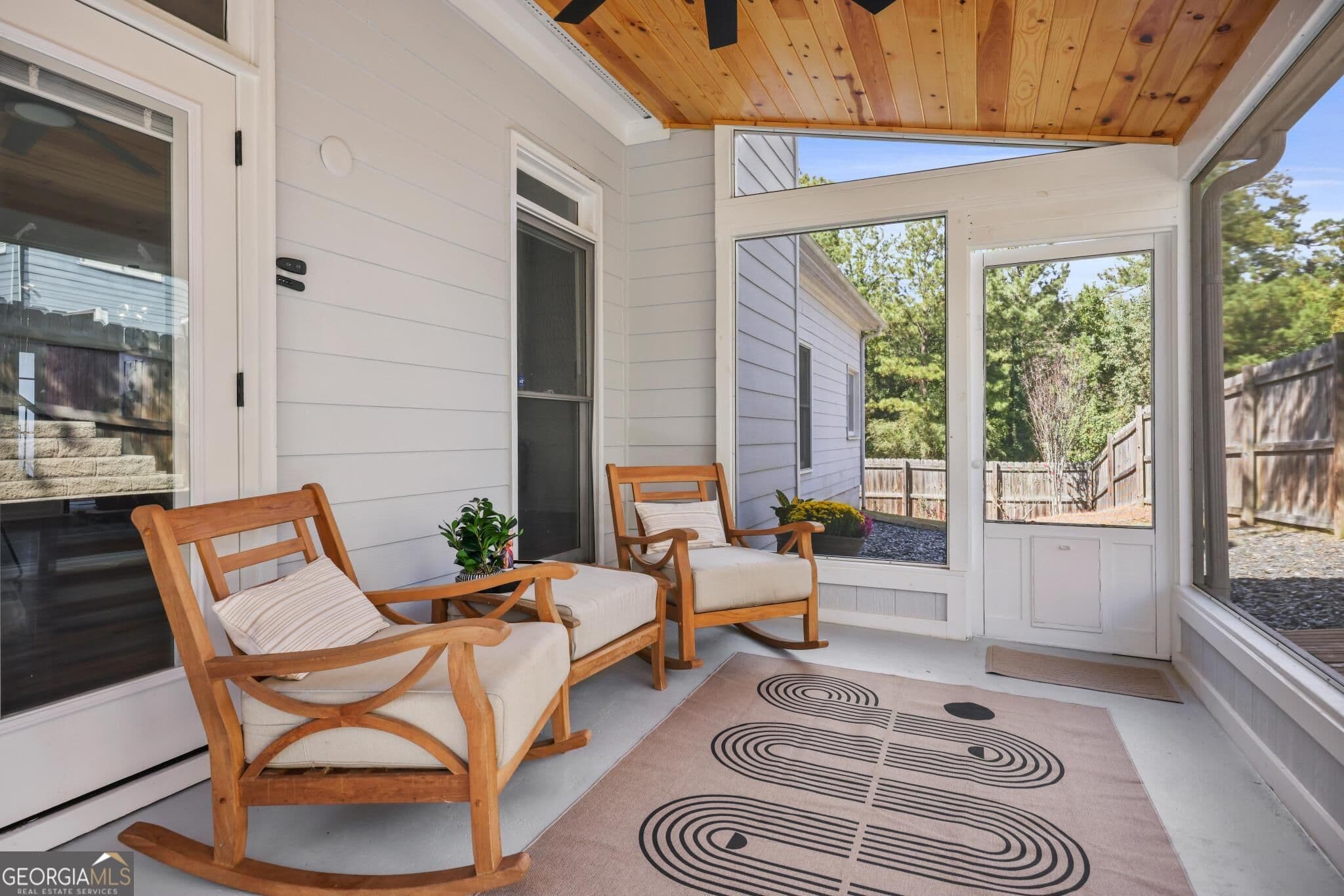 4 bedroom, 2 bathroom, 2,261 sq ft single family residence for sale at 3401 Leland Trail Way, Smyrna, GA 30082 — photo 6