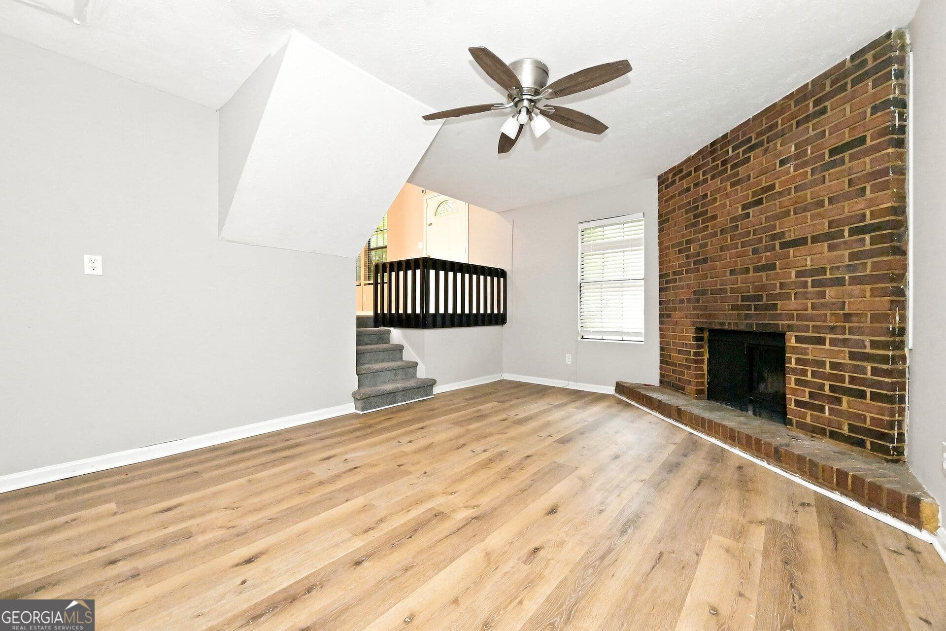 3 bedroom, 2 bathroom, 1,382 sq ft single family residence for sale at 5327 Timor Trail, Lithonia, GA 30038 — photo 7