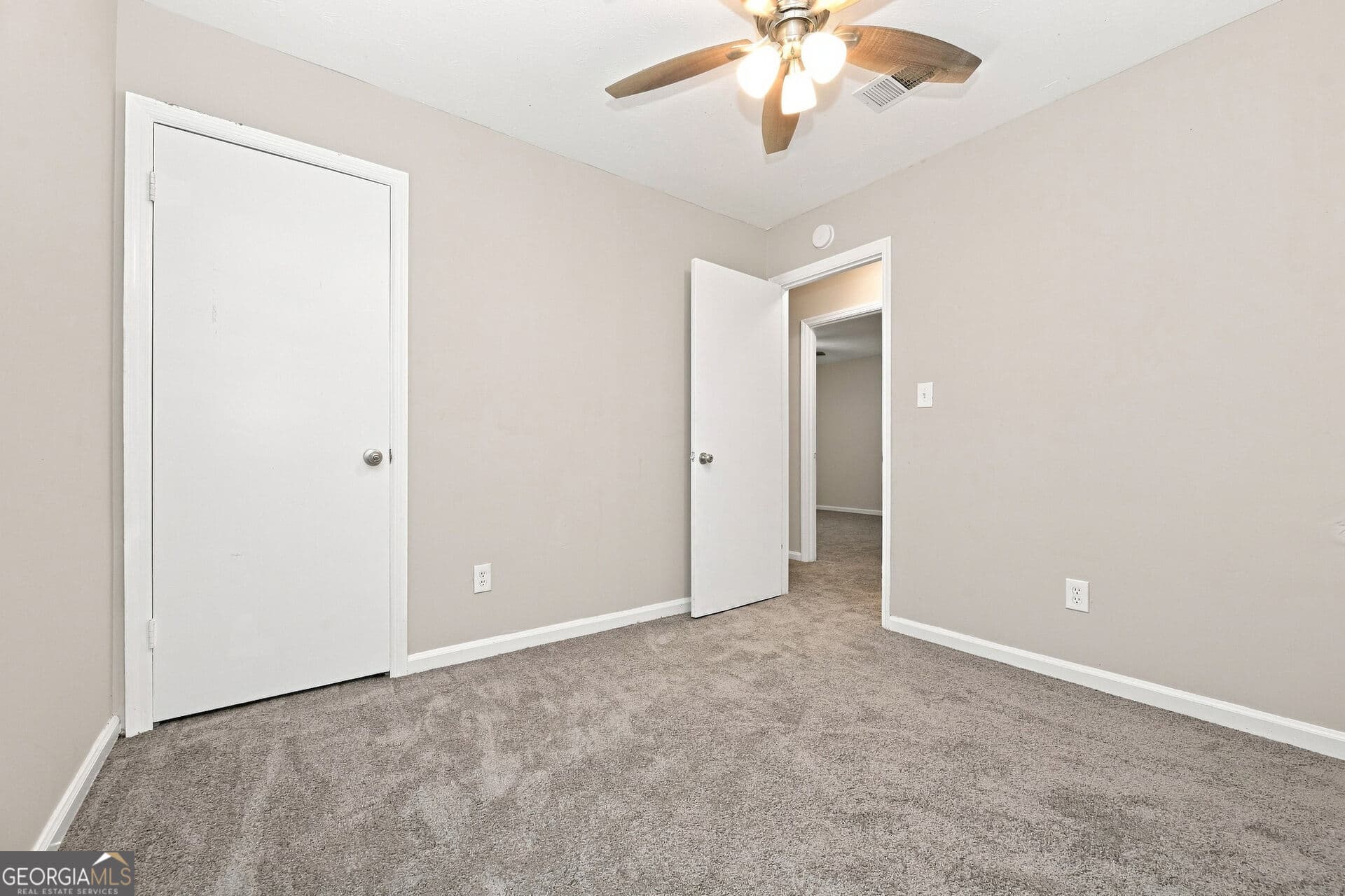3 bedroom, 2 bathroom, 1,382 sq ft single family residence for sale at 5327 Timor Trail, Lithonia, GA 30038 — photo 10