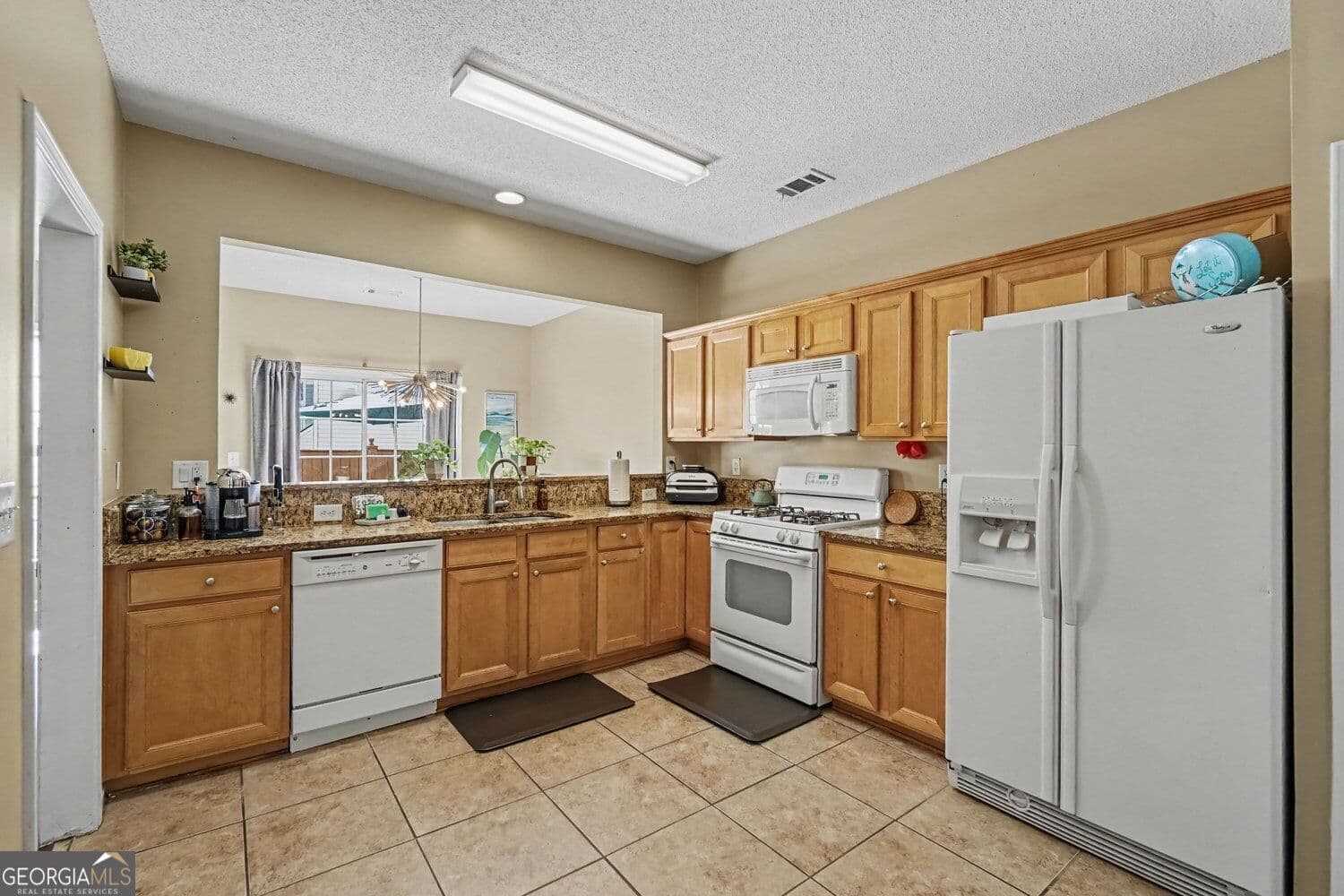 3 bedroom, 2.5 bathroom, 2,288 sq ft townhouse for sale at 280 Regent Square, Woodstock, GA 30188 — photo 9